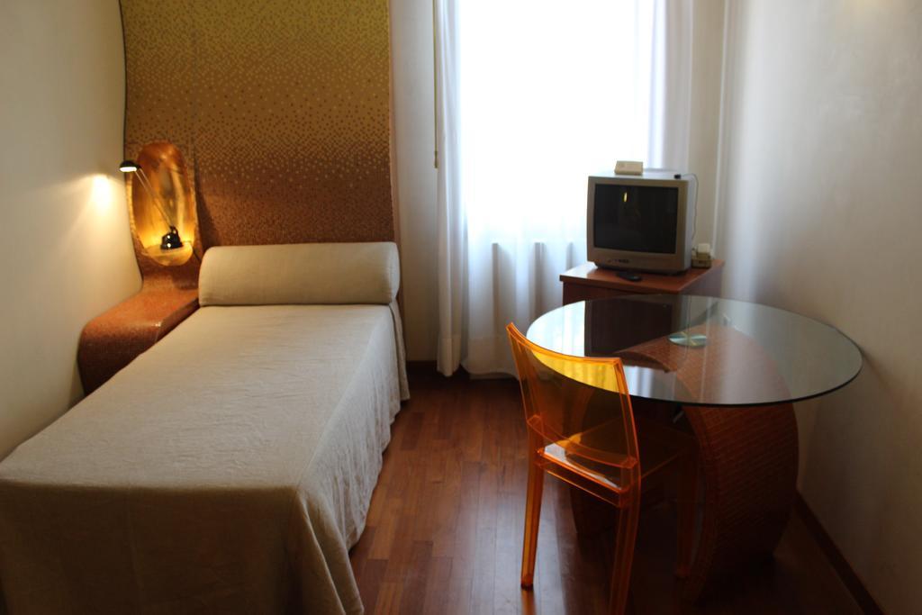ヴェネツィア Domus Orsoni Bed & Breakfast エクステリア 写真